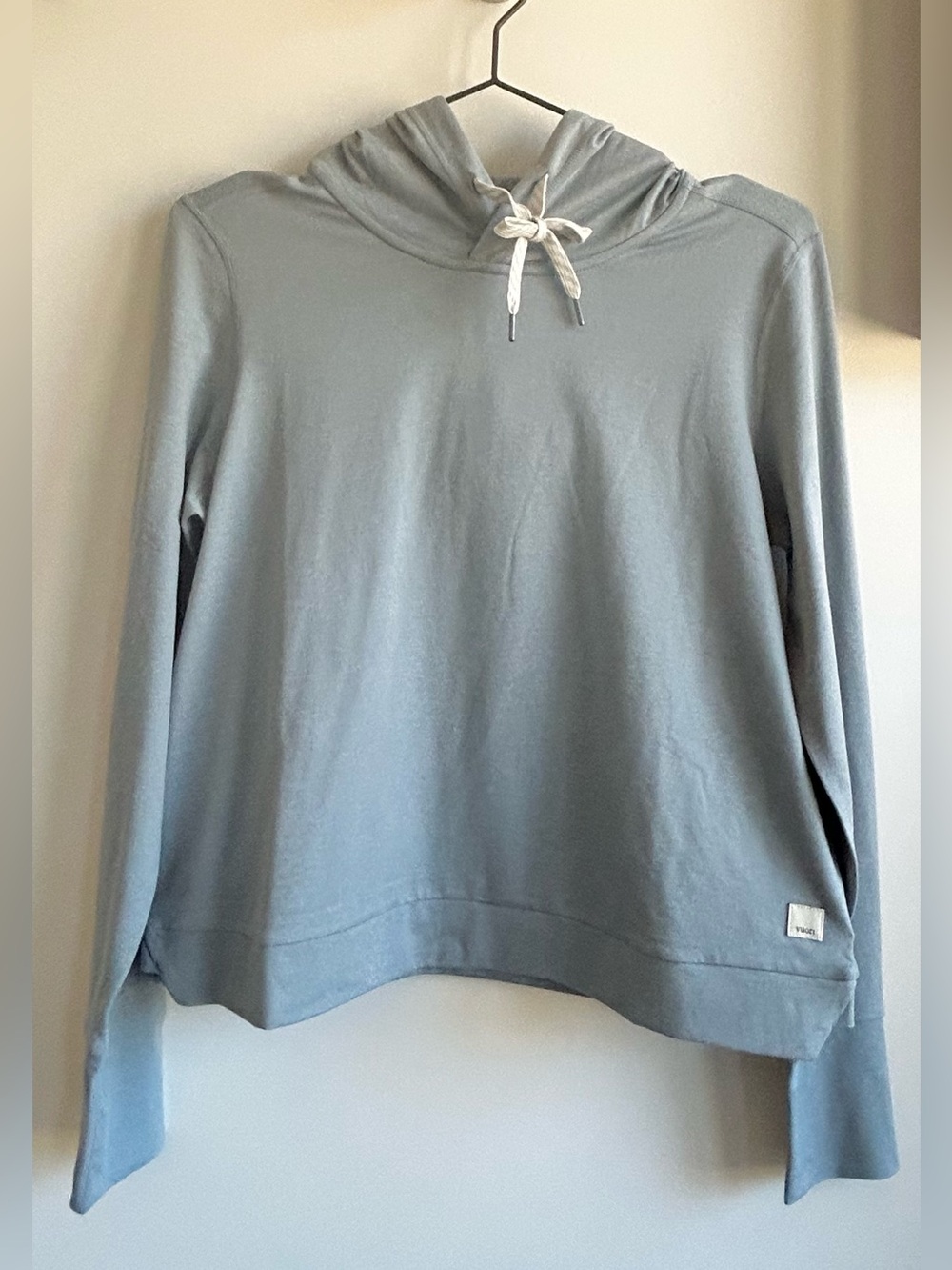 Vuori Halo Essential Teal color Pullover Hoodie with Drawstring